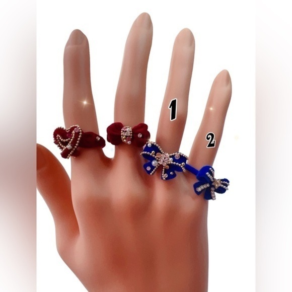 Velvet Rings - Picture 6 of 12